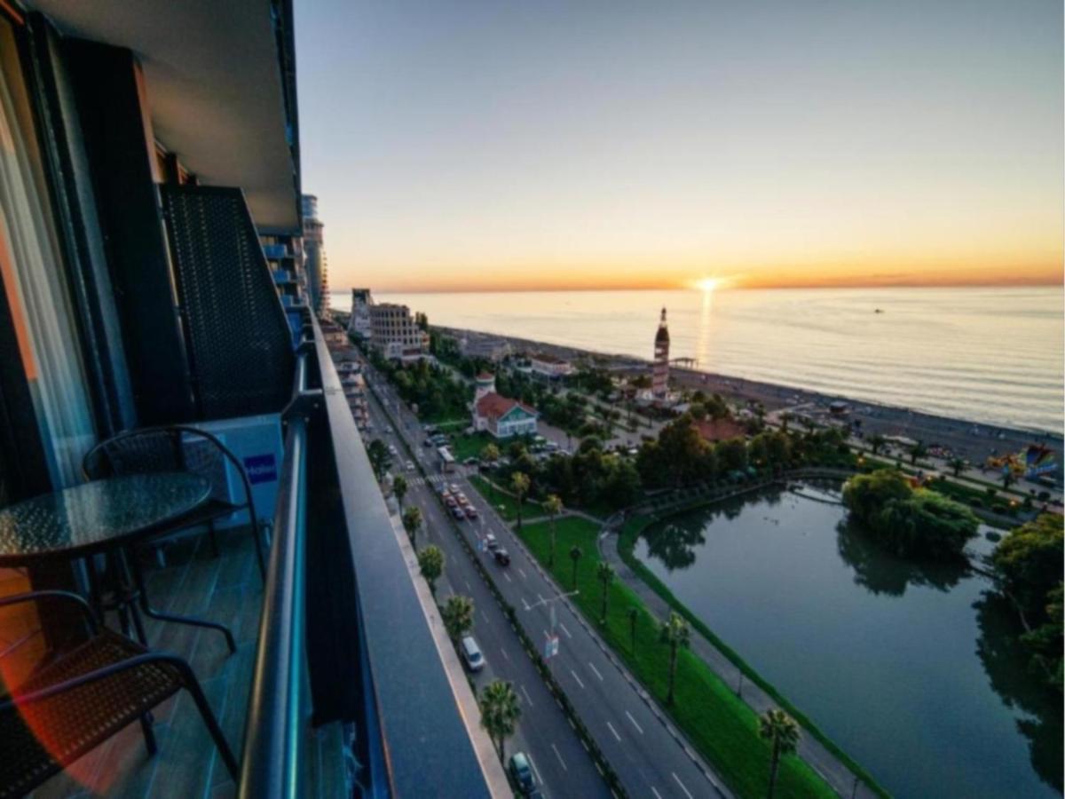 Black Sea Apartment In Orbi City باتومي المظهر الخارجي الصورة